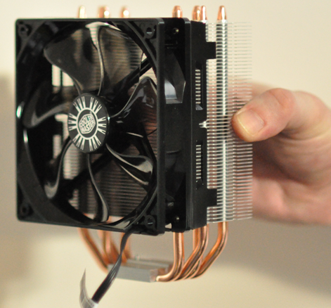 Ventirad de type tower (radiateur et ventilateur perpendiculaires au CPU)