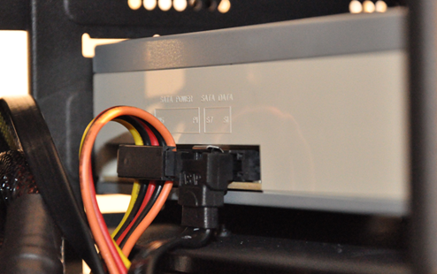 Branchement du lecteur-graveur en SATA