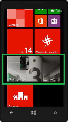 Une tuile en taille large